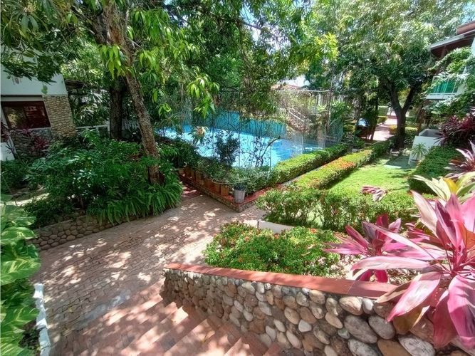 Casa de 5 alcobas en venta en Girardot, Ricaurte, 360 m² · foto 19 de 24