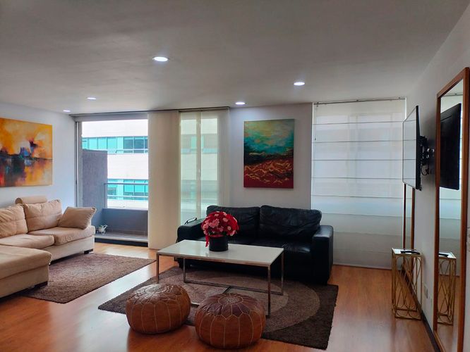 Apartamento de 2 alcobas en arriendo en El Poblado, Medellín, 84 m² · foto 3 de 17