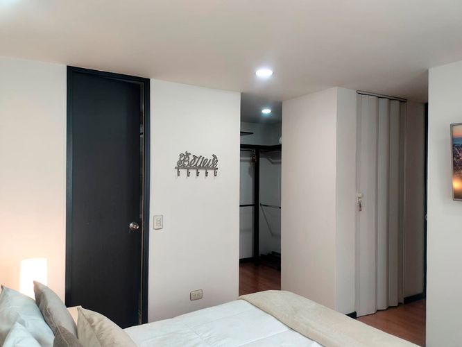 Apartamento de 2 alcobas en arriendo en El Poblado, Medellín, 84 m² · foto 14 de 17