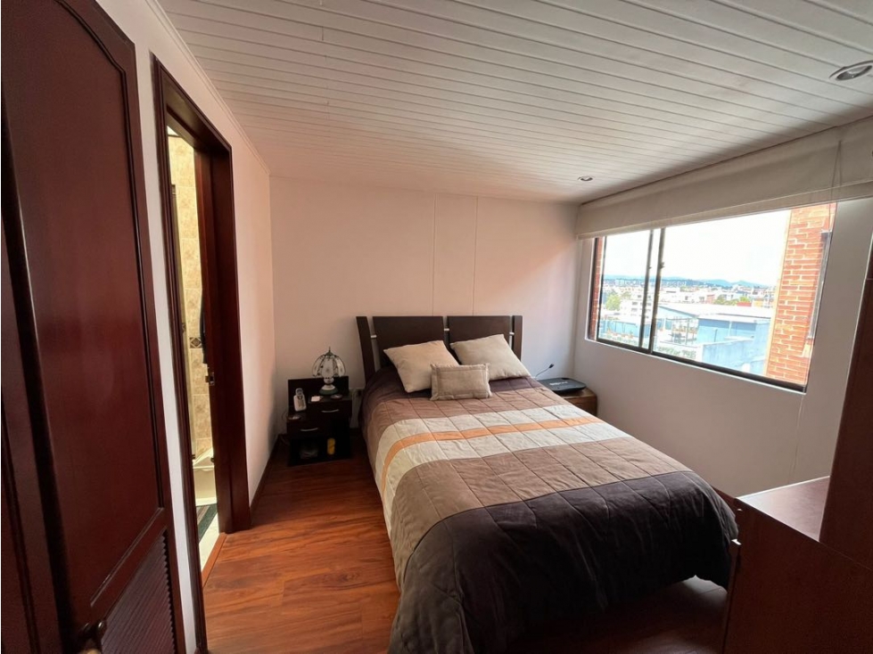 Apartamento en venta en Country Club, Bogotá · foto 8 de 17