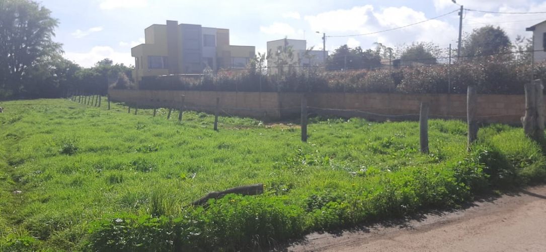 Lote en venta en Cota, 841 m² · foto 4 de 9
