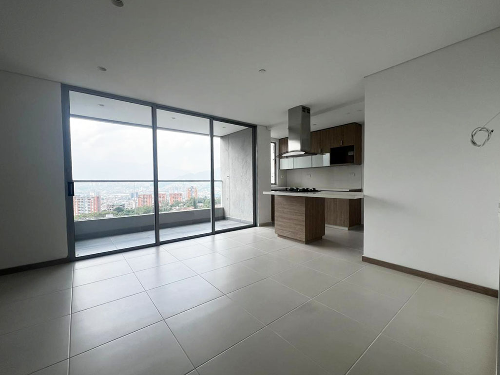 Apartamento en arriendo en Loma Del Esmeraldal, Envigado · foto 3 de 17