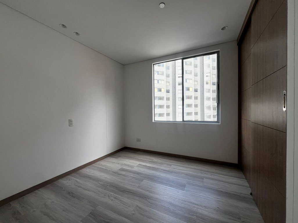 Apartamento en arriendo en Loma Del Esmeraldal, Envigado · foto 12 de 17