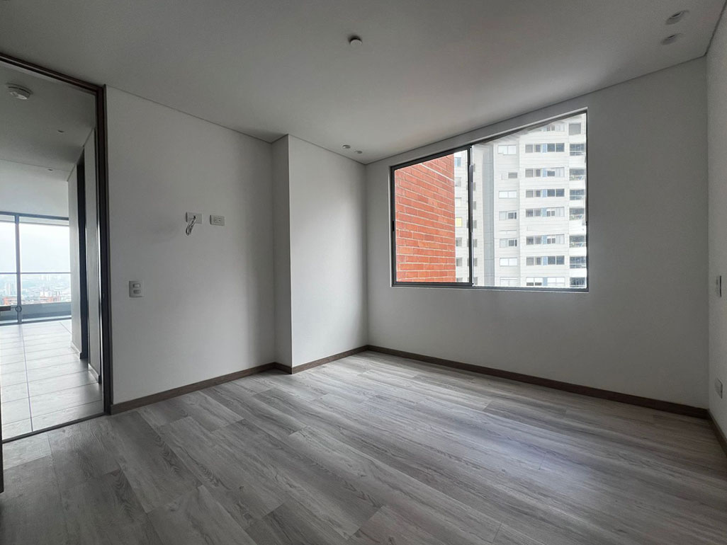 Apartamento en arriendo en Loma Del Esmeraldal, Envigado · foto 14 de 17