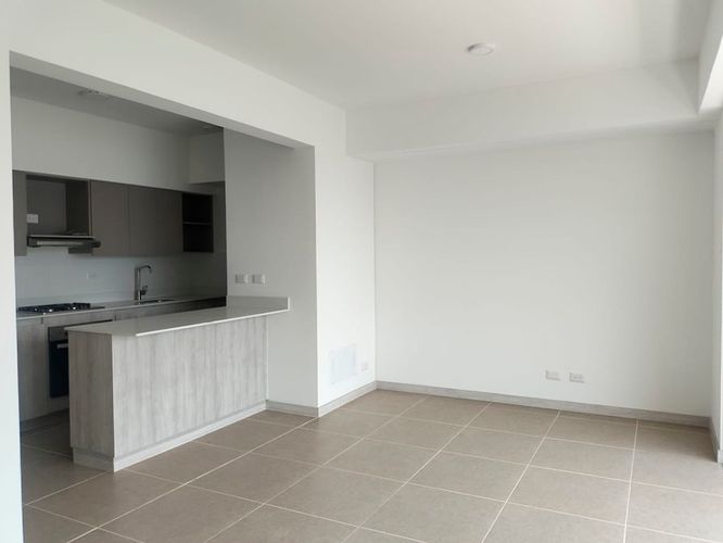 Apartamento de 2 alcobas en arriendo en El Poblado, Medellín, 64 m² · foto 4 de 17