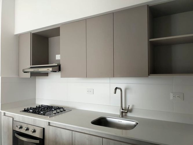 Apartamento de 2 alcobas en arriendo en El Poblado, Medellín, 64 m² · foto 6 de 17
