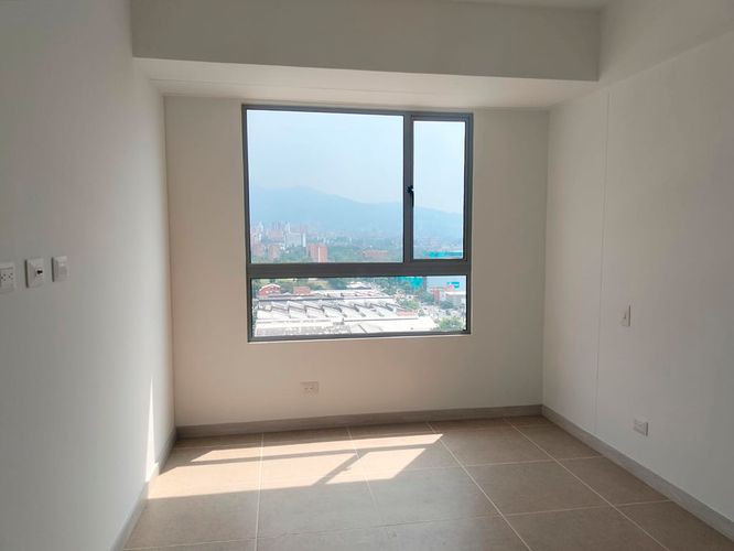 Apartamento de 2 alcobas en arriendo en El Poblado, Medellín, 64 m² · foto 11 de 17