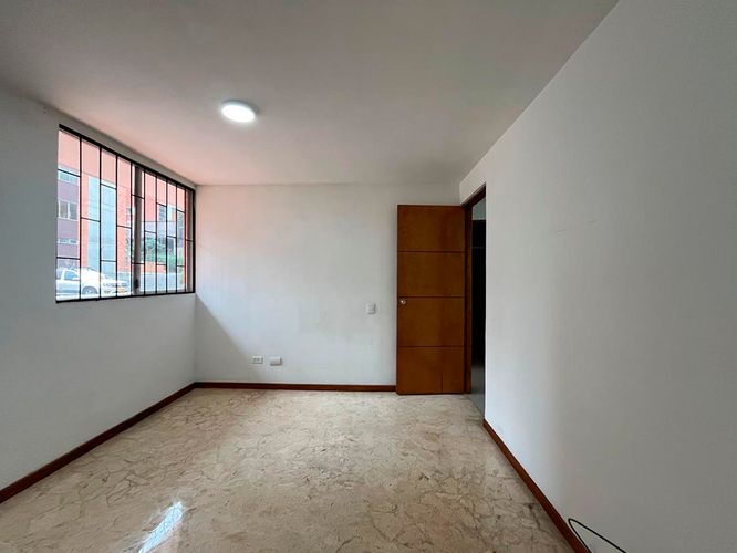 Apartamento de 2 alcobas en arriendo en El Poblado, Medellín, 80 m² · foto 8 de 12