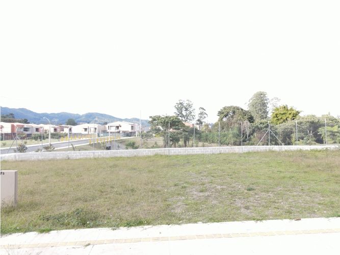 Lote en venta en La Ceja, 102 m² · foto 6 de 11