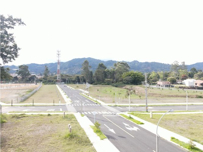 Lote en venta en La Ceja, 102 m² · foto 7 de 11