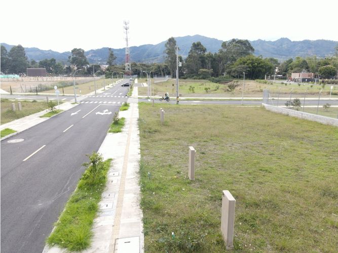 Lote en venta en La Ceja, 102 m² · foto 8 de 11