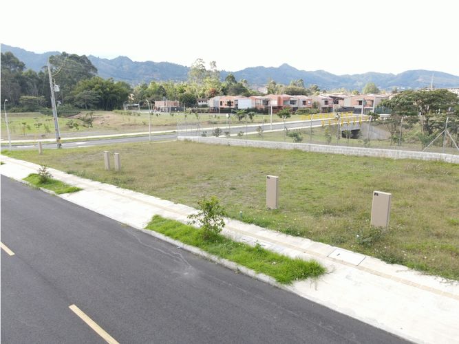 Lote en venta en La Ceja, 102 m² · foto 11 de 11