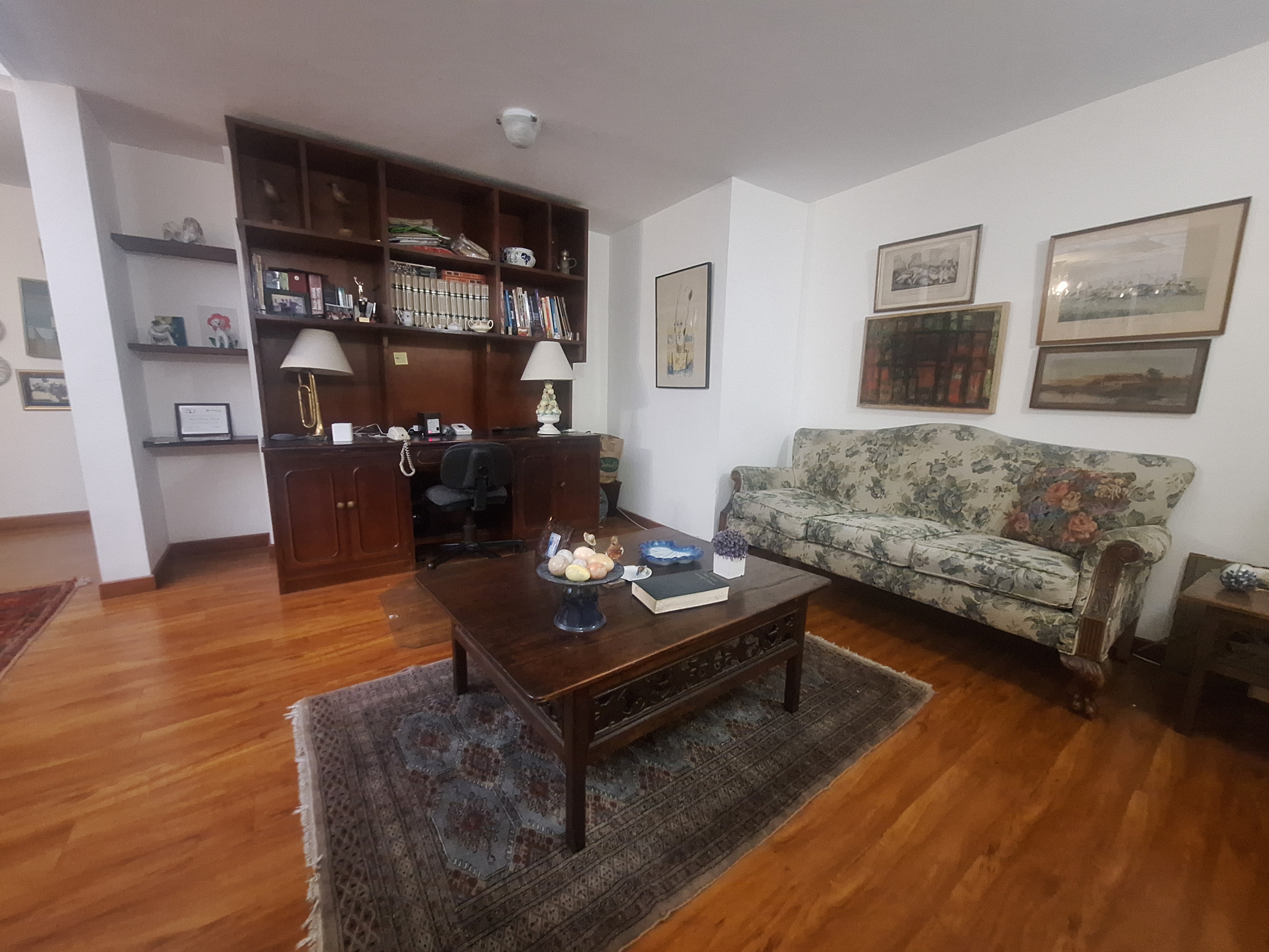 Apartamento en venta en Santa Barbara, Bogotá · foto 8 de 24