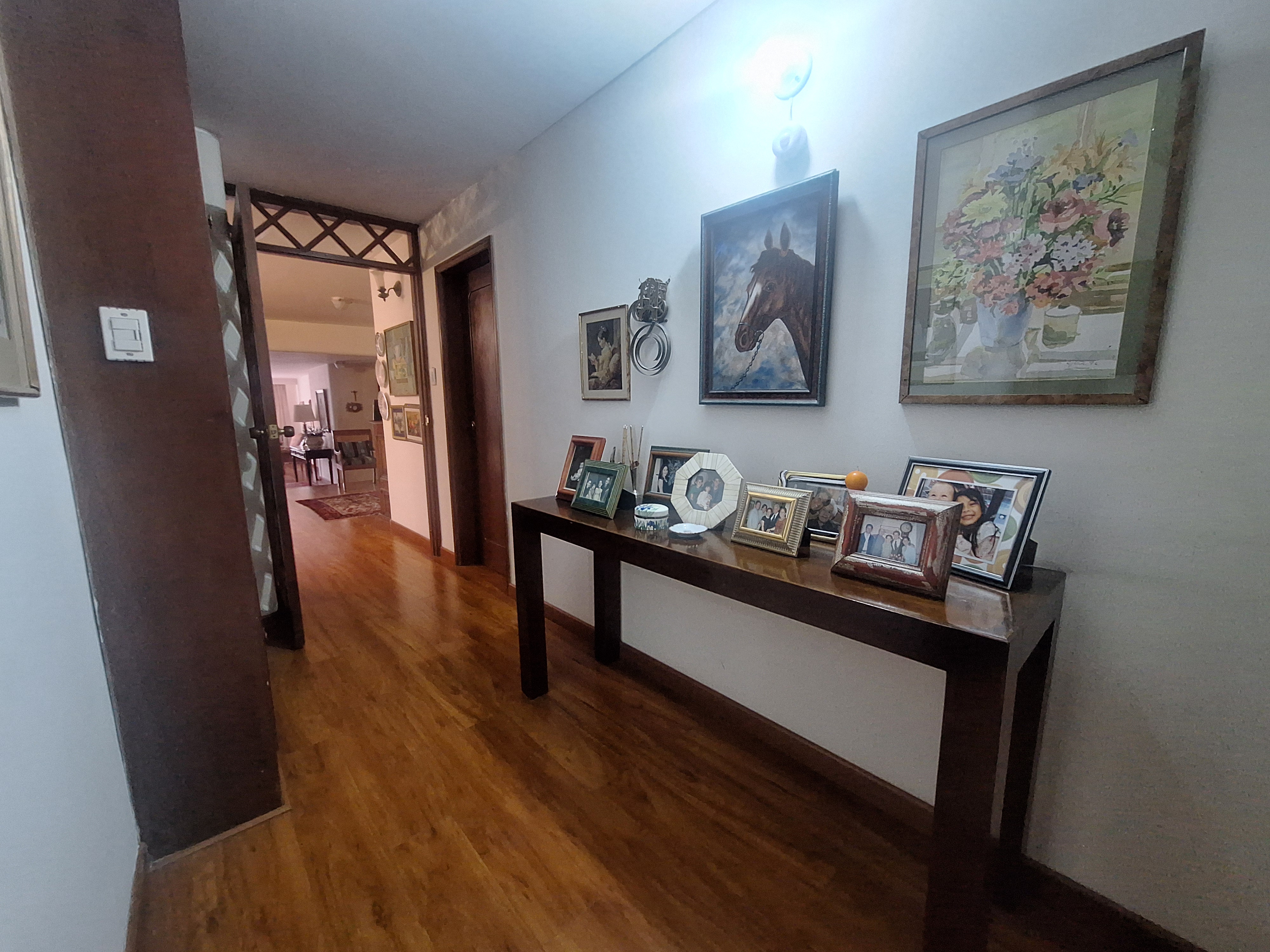 Apartamento en venta en Santa Barbara, Bogotá · foto 9 de 24