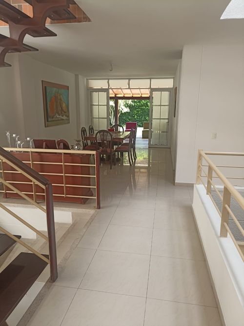 Casa de 5 alcobas en venta en Cn. Menzuly Campestre, Piedecuesta, 620 m² · foto 14 de 20