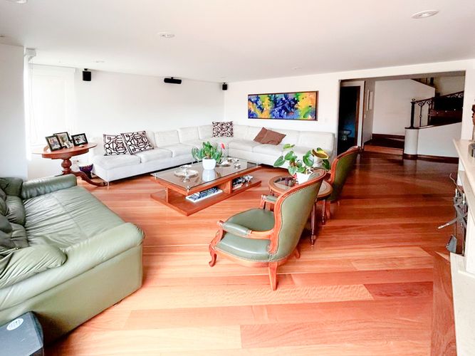 Apartamento en venta en San Patricio, Bogotá · foto 2 de 24