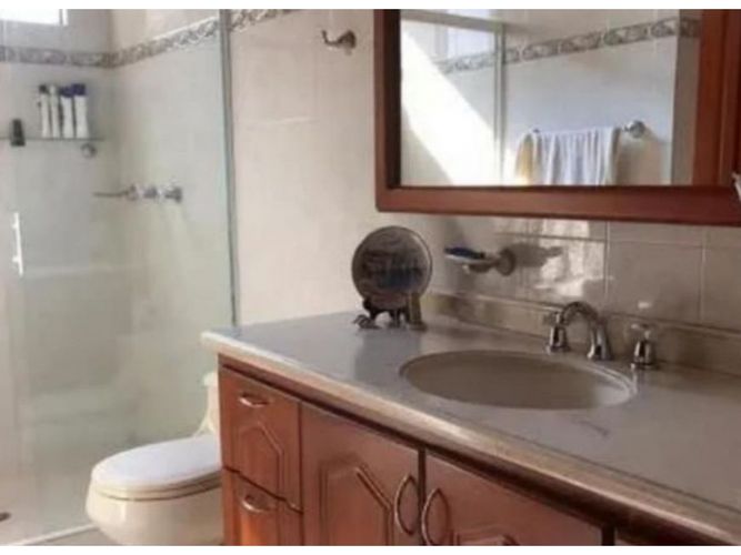 Apartamento de 4 alcobas en venta en Mejoras Publicas, Bucaramanga, 174 m² · foto 4 de 11