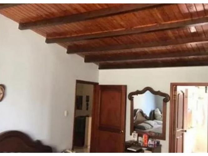 Apartamento de 4 alcobas en venta en Mejoras Publicas, Bucaramanga, 174 m² · foto 5 de 11