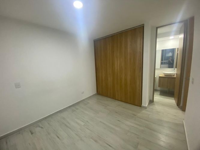 Apartamento de 3 alcobas en venta en El Porvenir, Rionegro, 58 m² · foto 5 de 24
