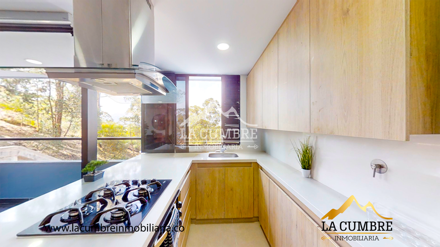 Apartamento de 3 alcobas en arriendo en Altos Del Poblado, Medellín, 90 m² · foto 5 de 15