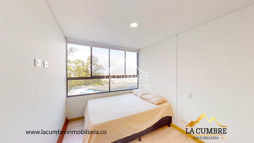 Apartamento de 3 alcobas en arriendo en Altos Del Poblado, Medellín, 90 m² · foto 11 de 15