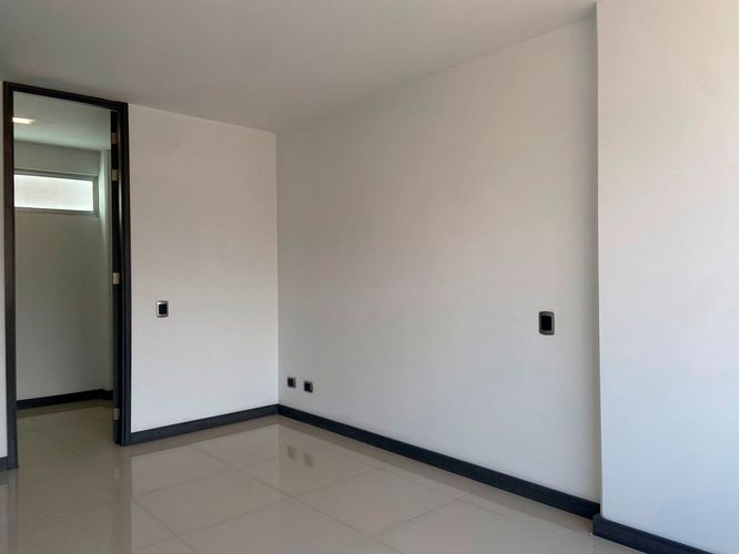 Apartamento de 3 alcobas en venta en Entre Amigos, Sabaneta, 118 m² · foto 8 de 19