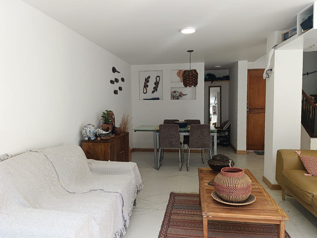 Casa en arriendo en El Poblado, Medellín · foto 2 de 20