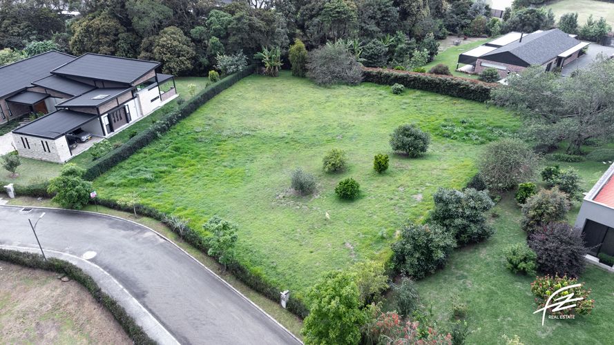 Lote en venta en La Ceja · foto 3 de 4