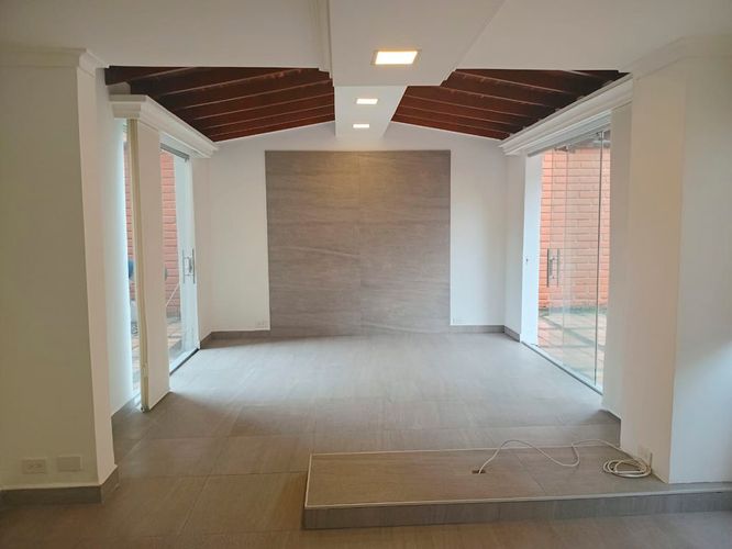 Apartamento de 3 alcobas en venta en Transversal Inferior, Envigado, 155 m² · foto 8 de 19