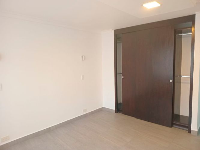 Apartamento de 3 alcobas en venta en Transversal Inferior, Envigado, 155 m² · foto 13 de 19
