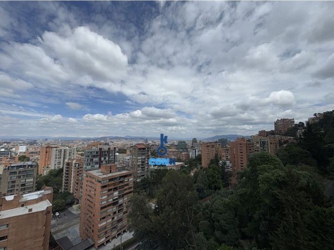 Apartamento de 1 alcoba en venta en Los Rosales, Bogotá, 69 m² · foto 23 de 24