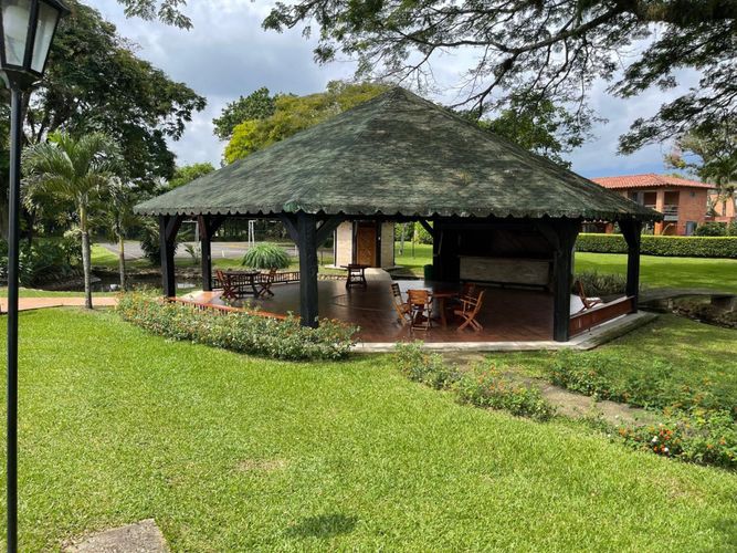 Casa de 4 alcobas en venta en Chagres, Jamundí, 269 m² · foto 12 de 24