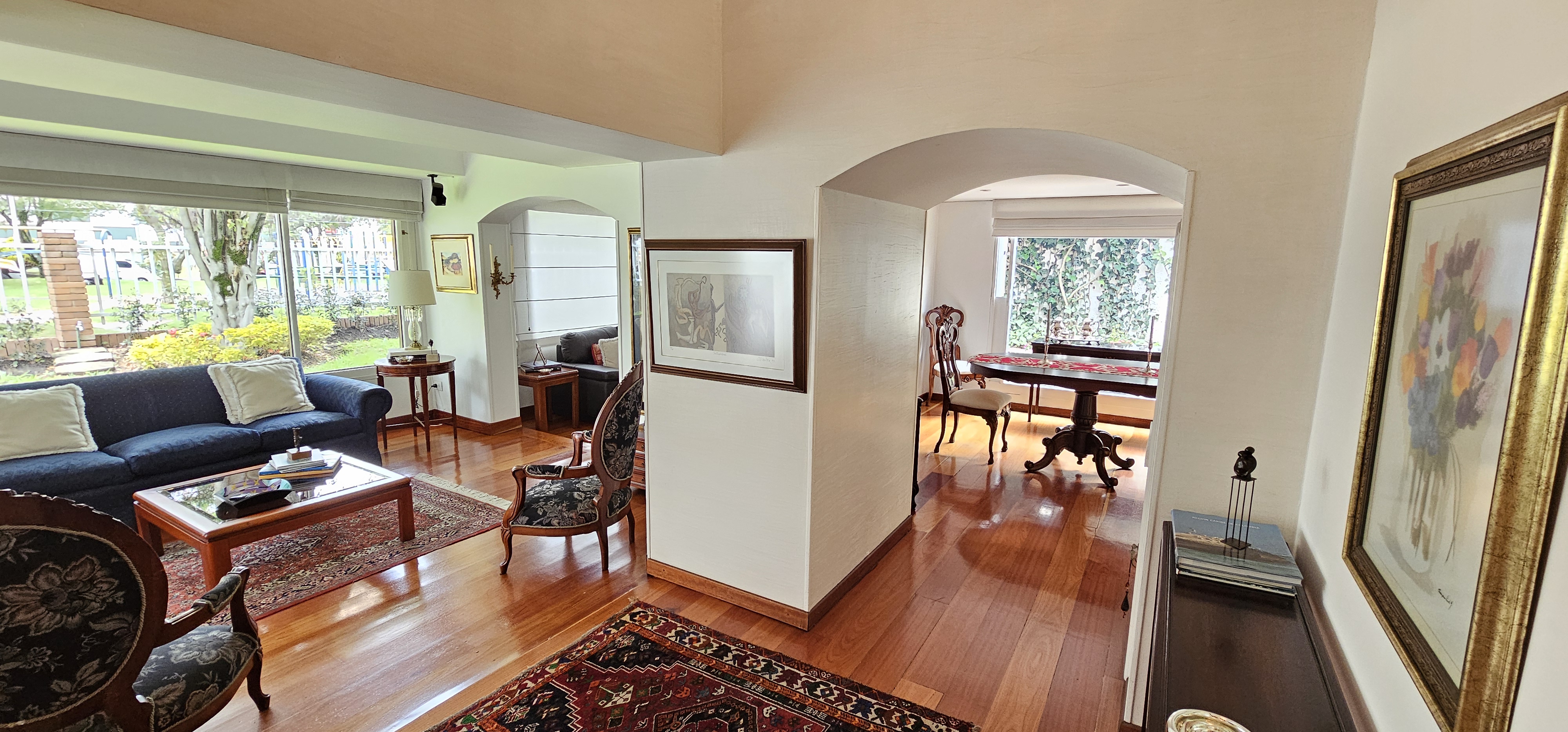Casa en venta en Santa Ana, Bogotá · foto 2 de 19
