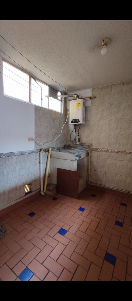 Apartamento de 3 alcobas en arriendo en Club De Los Lagartos, Bogotá, 54 m² · foto 15 de 15