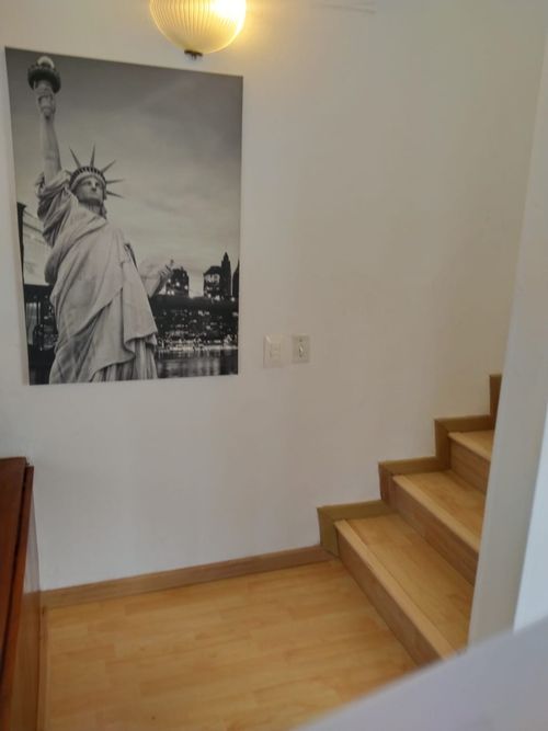 Casa de 5 alcobas en venta en El Batán, Bogotá, 264 m² · foto 8 de 24