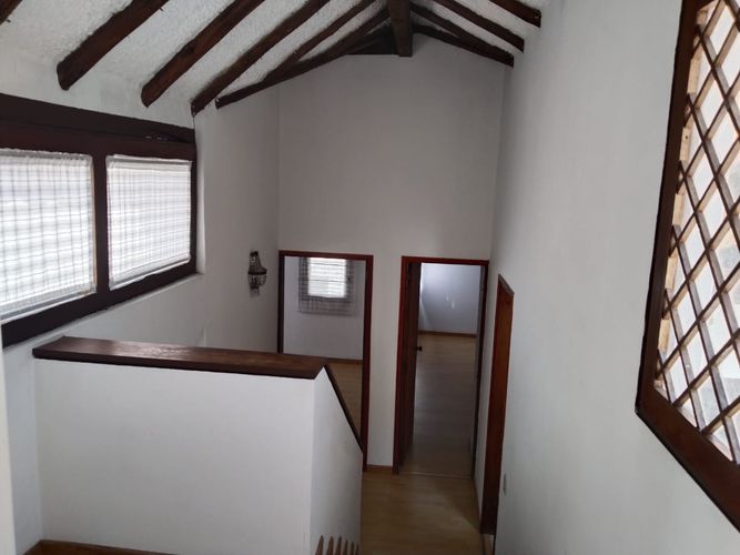 Casa de 5 alcobas en venta en El Batán, Bogotá, 264 m² · foto 12 de 24