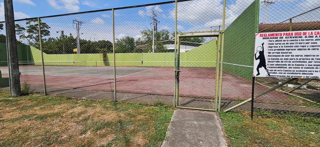 Casa de 3 alcobas en venta en Ricaurte, 480 m² · foto 23 de 24