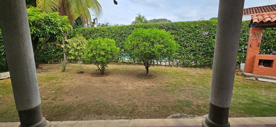 Casa de 3 alcobas en venta en Ricaurte, 480 m² · foto 13 de 24