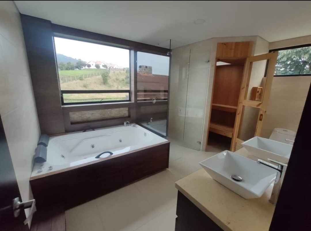 Casa en venta en Vereda El Salitre, La Calera · foto 3 de 11