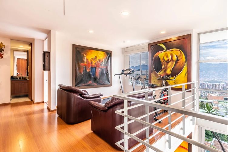 Apartamento de 2 alcobas en arriendo en El Poblado, Medellín, 172 m² · foto 5 de 14
