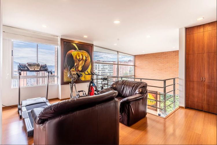 Apartamento de 2 alcobas en arriendo en El Poblado, Medellín, 172 m² · foto 6 de 14