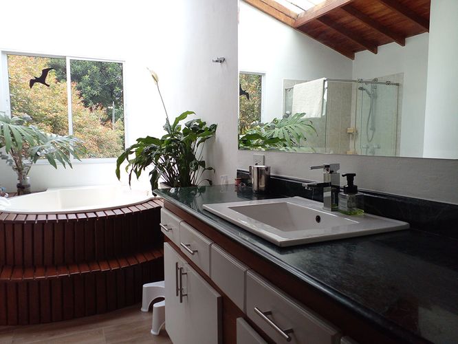 Casa de 4 alcobas en venta en Mesa, Envigado, 385 m² · foto 17 de 20