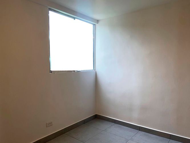 Apartamento de 3 alcobas en venta en San Jose, Sabaneta, 58 m² · foto 8 de 20