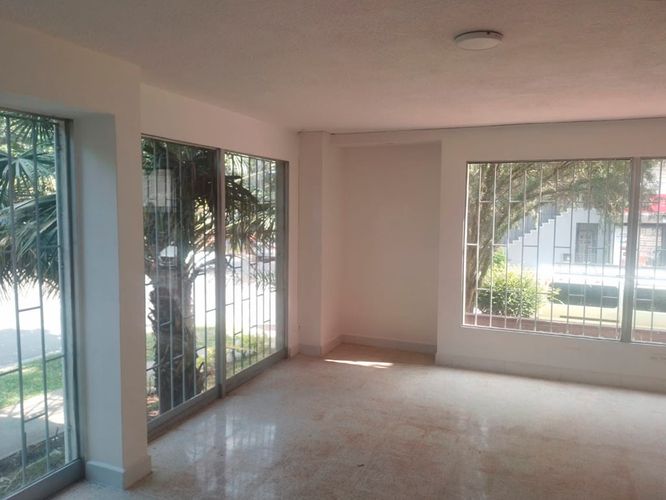 Local en venta en Laureles, Medellín, 130 m² · foto 11 de 16