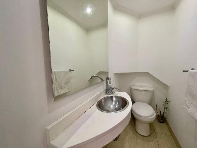 Casa de 5 alcobas en venta en San Jose De Bavaria, Bogotá, 170 m² · foto 6 de 24