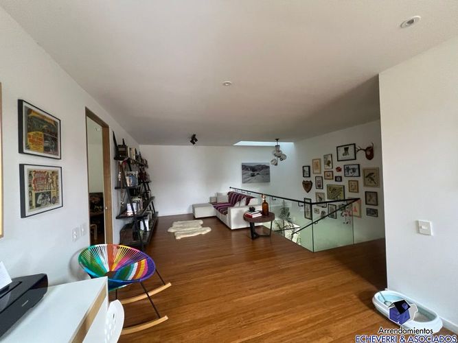 Casa de 3 alcobas en venta en El Chocho, Envigado, 665 m² · foto 15 de 15