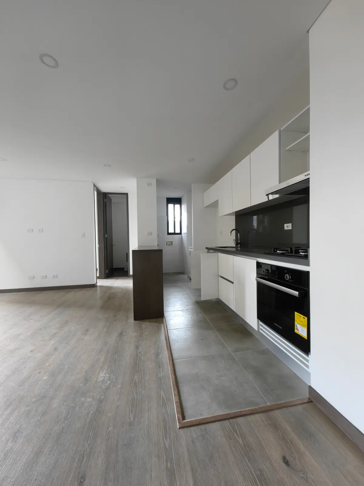 Apartamento en venta en Cc Centro Chia, Chía · foto 2 de 24