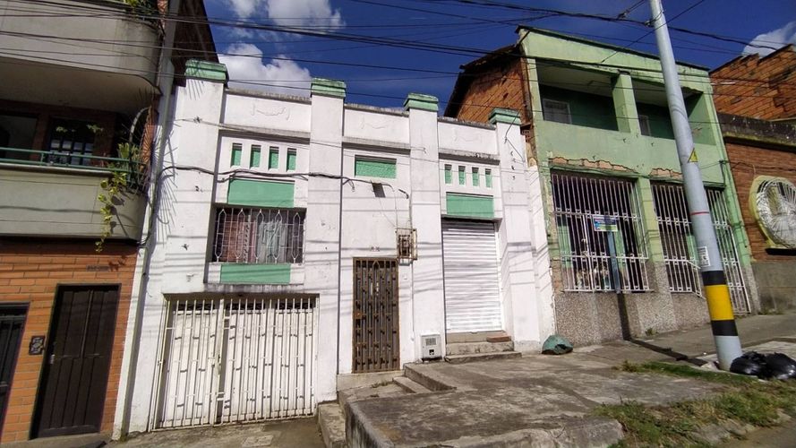 Casa de 8 alcobas en venta en Prado, Medellín, 249 m² · foto 4 de 20