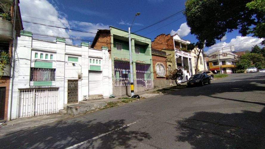 Casa de 8 alcobas en venta en Prado, Medellín, 249 m² · foto 19 de 20