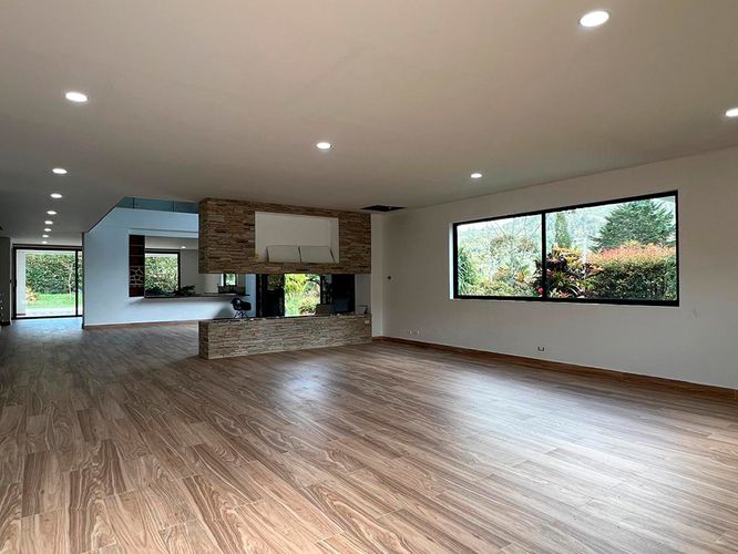 Casa de 5 alcobas en arriendo en El Retiro, 667 m² · foto 5 de 20
